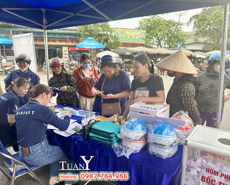 Chuỗi sự kiện VinFast Hà Anh thu hút được nhiều khách hàng