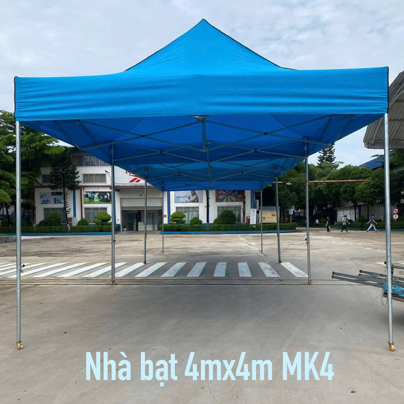 Khách dùng Nhà bạt 4mx4m MK4 được 3 năm, chỉ thay bạt. Nhìn lại mới như lúc đầu
