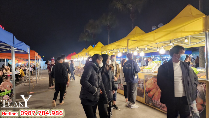 Sử dụng Nhà bạt di động tiện lợi, dễ dựng len và thu gọn