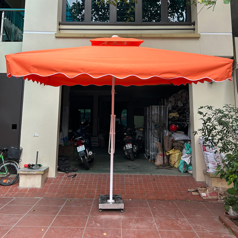 Ô lệch tâm mái màu cam tươi trẻ